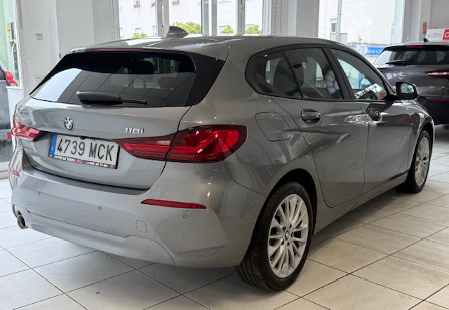 BMW serie uno bien equipado 2022 ocasion