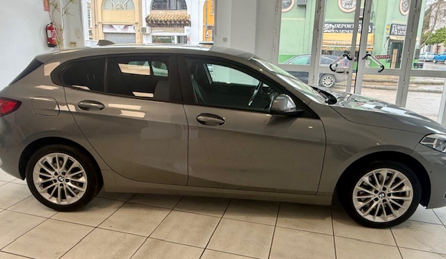 BMW serie uno bien equipado 2022 ocasion