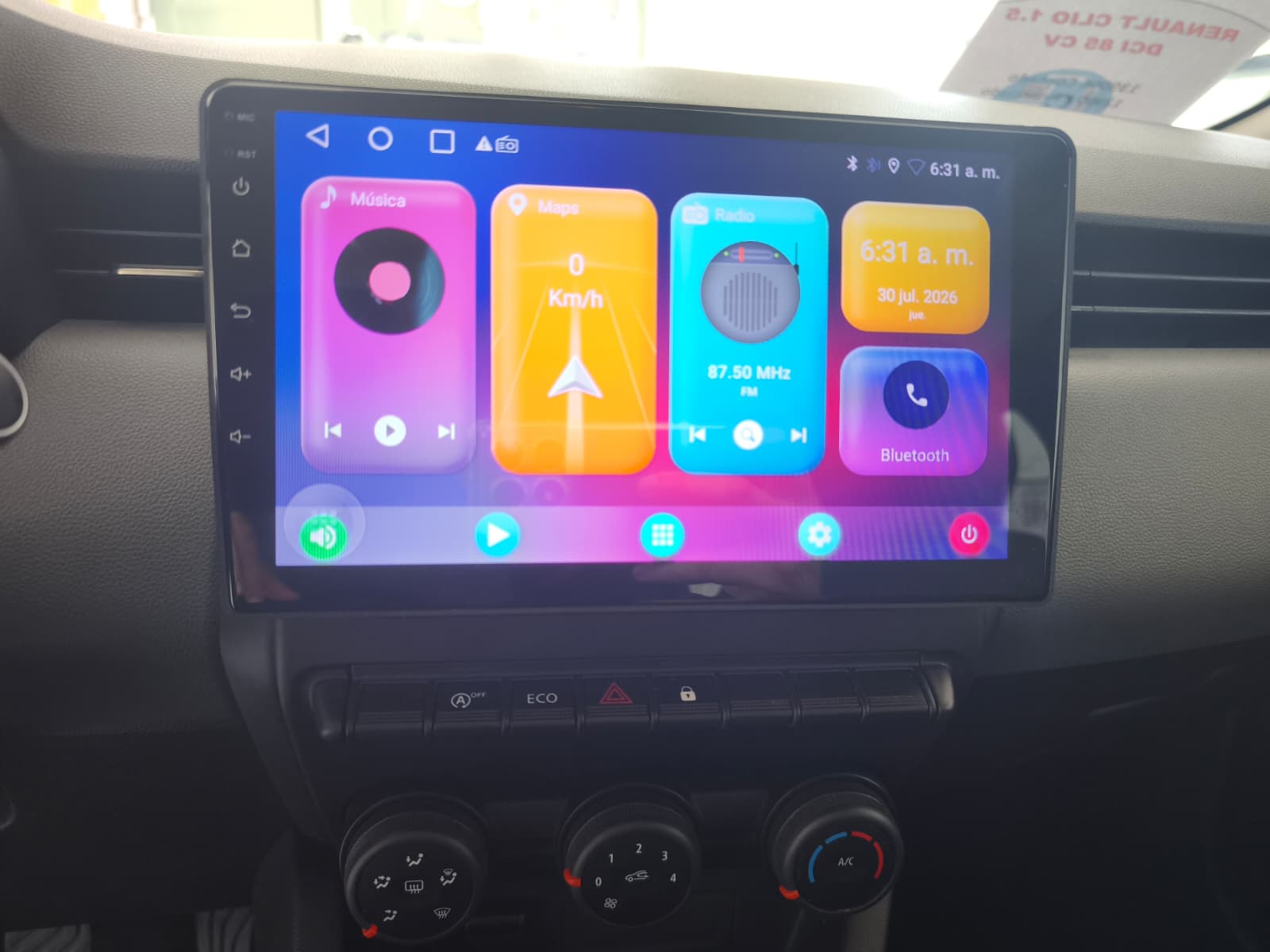 Renault clio con pantalla táctil ocasión Jerez