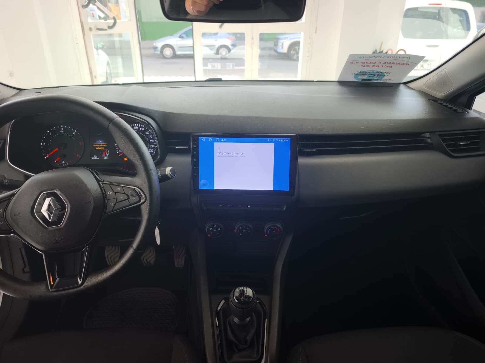 Renault clio con pantalla táctil ocasión Jerez