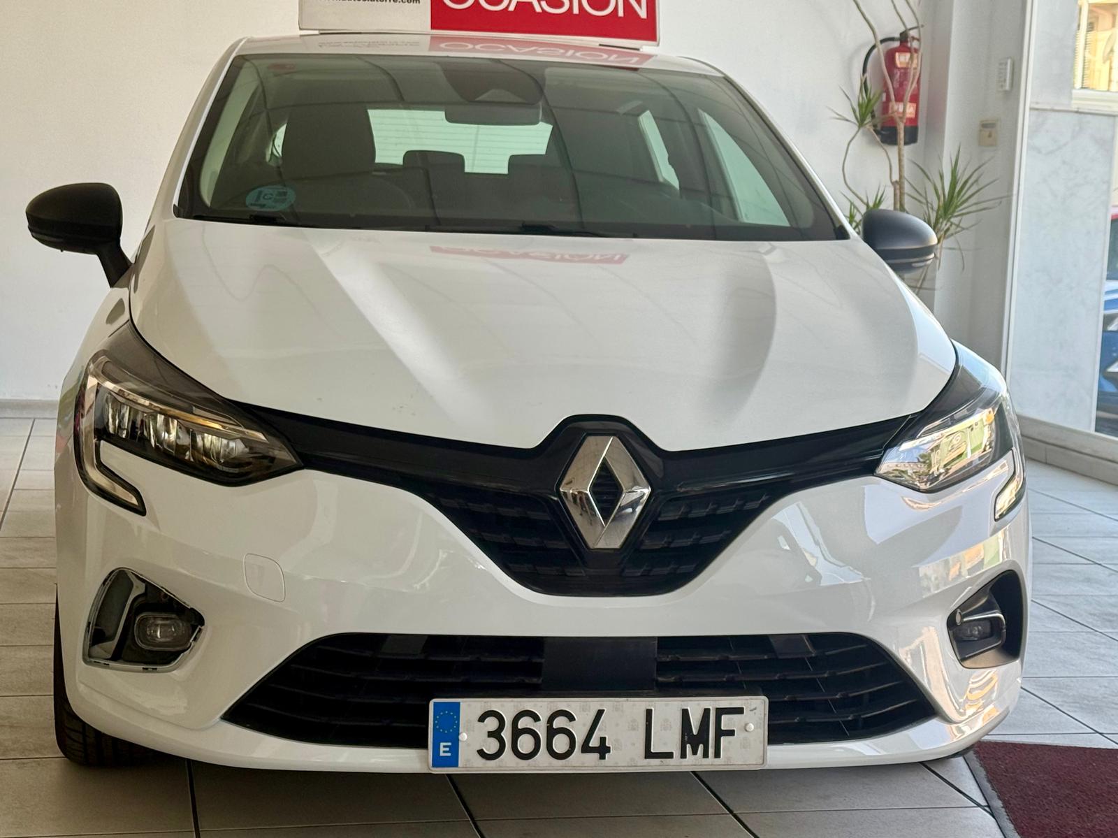Renault clio con pantalla táctil ocasión Jerez