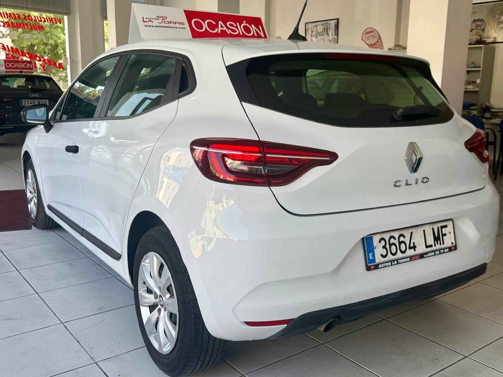 Renault clio con pantalla táctil ocasión Jerez