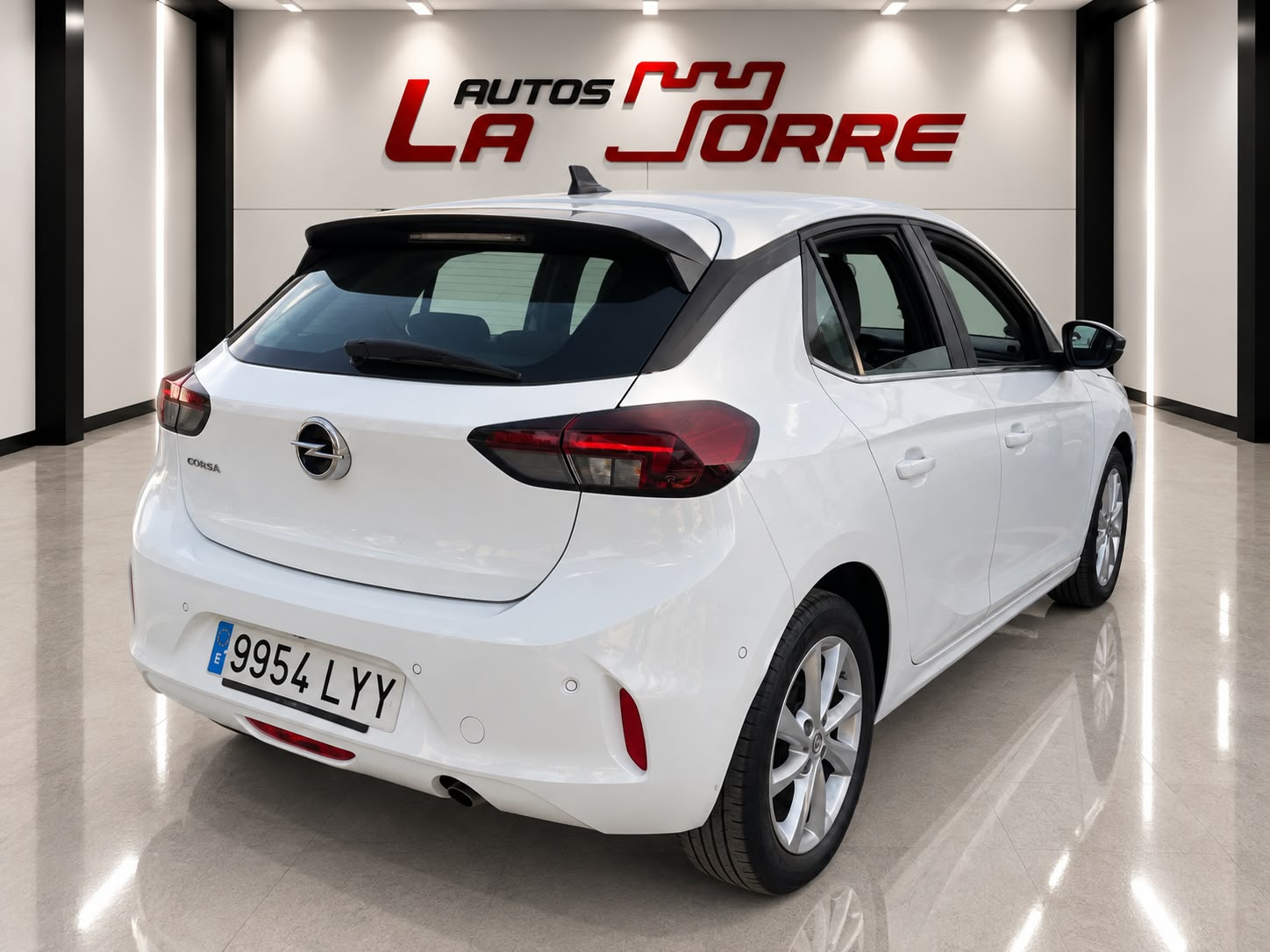 Opel corsa Gasolina 2022 Jerez semi nuevo